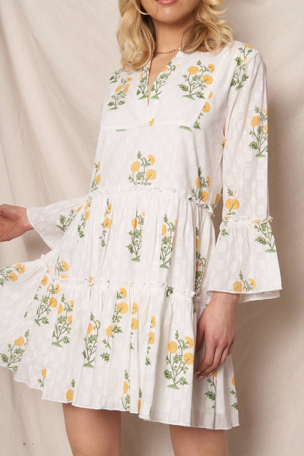 Flower Print 3/4 Sleeve V-Neck Tiered Mini Dress